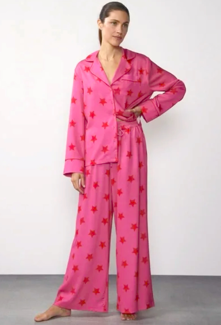 NEW YORK & CO NY&CO PINK SATIN STARS TOP PANTS PAJAMAS SET CHRISTMAS HOLIDAY L